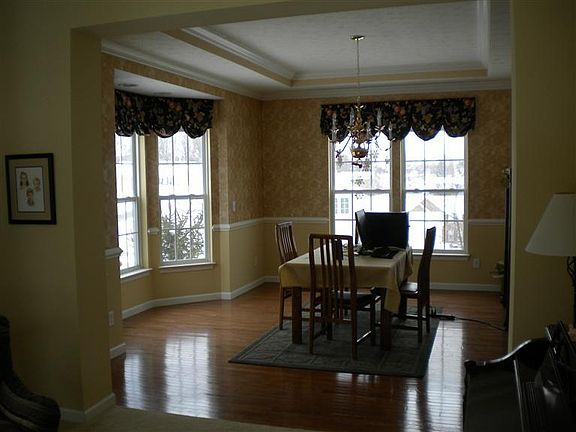 3rd image of 6706 Jennifer Lynn Dr