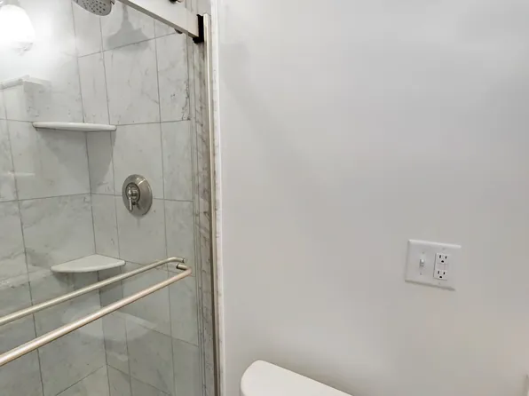 271 Newbury St #2B, Boston, MA 02116