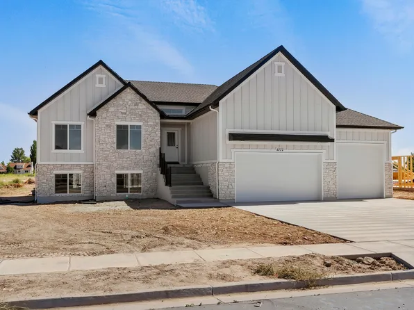 5777 W 4100 St S, Hooper, UT 84315