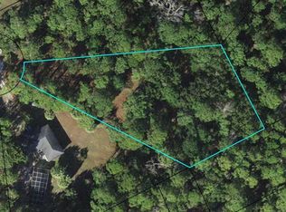 135 Craig St, Carrabelle, FL 32322