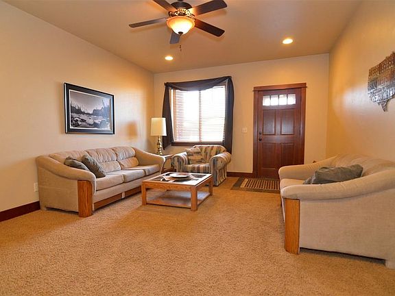 2nd image of 1118A Saxon Way #1118A