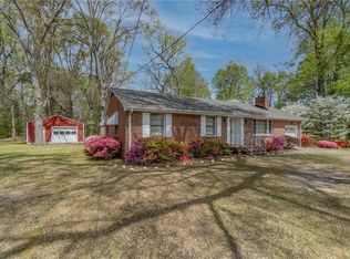 2406 Drum Creek Rd, Chesapeake, VA 23321