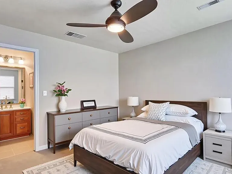 408 Island Oak Dr — Photo 17