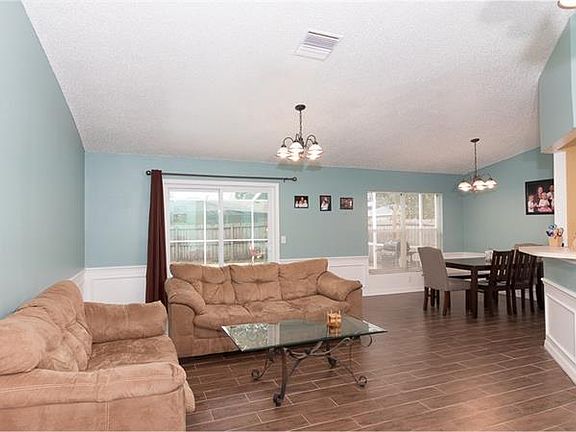5th image of 1116 Hardwood Dr