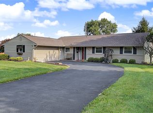 245 Gershwin Dr, Dayton, OH 45458