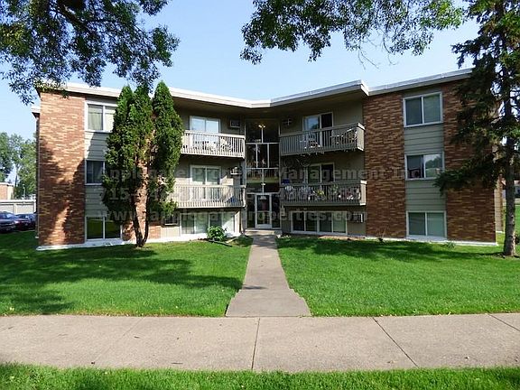 3rd image of 2253 Skillman Ave E APT 101