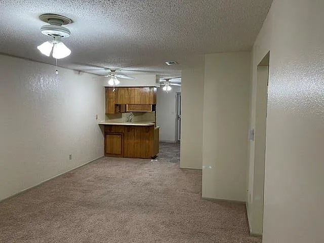 2100 Austin St #24 — Photo 3