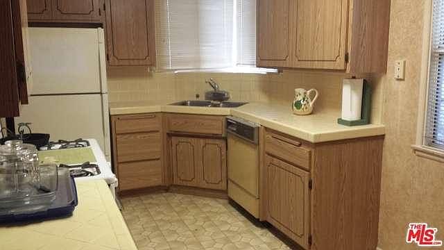 2nd image of 3676 Berryman Ave