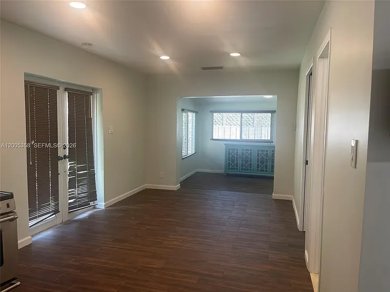 554 NE 74th St #2 — Photo 14