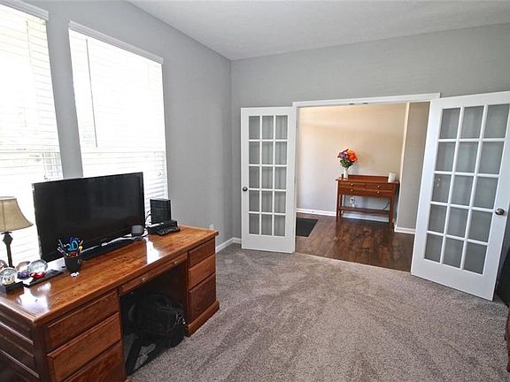 5th image of 150 Balsam Dr