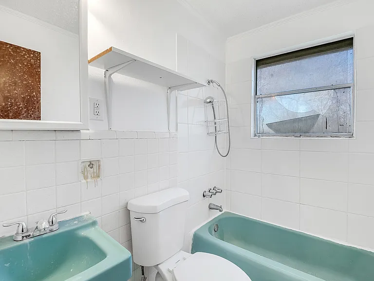 1009 Meadow Park Dr — Photo 10