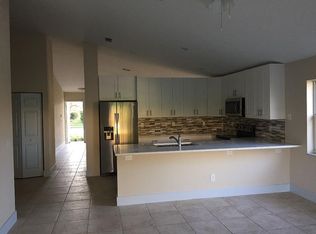 5685 NW 109th Ln, Coral Springs, FL 33076
