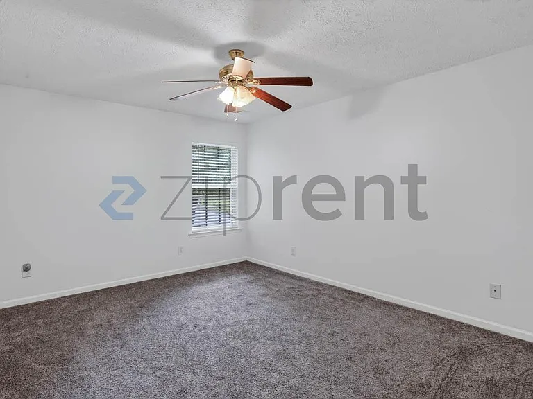 100 Oak Grove Pl — Photo 22