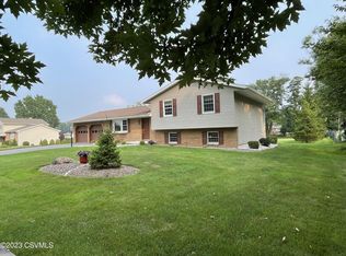 1302 Treeline Dr, Bloomsburg, PA 17815