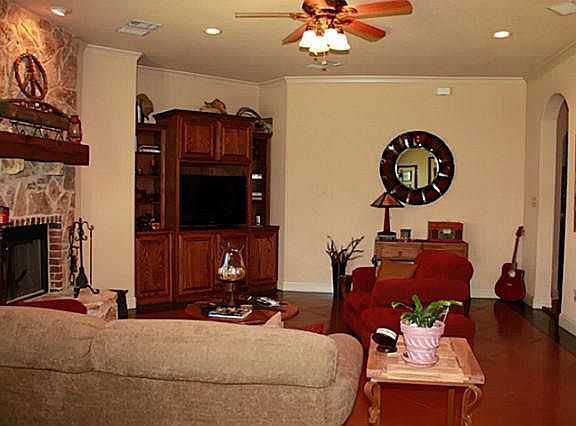5th image of 8112 Long Trail Dr