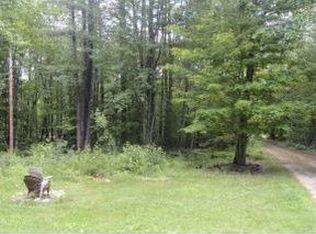 144 S Sugar Hill Rd, Weare, NH 03281