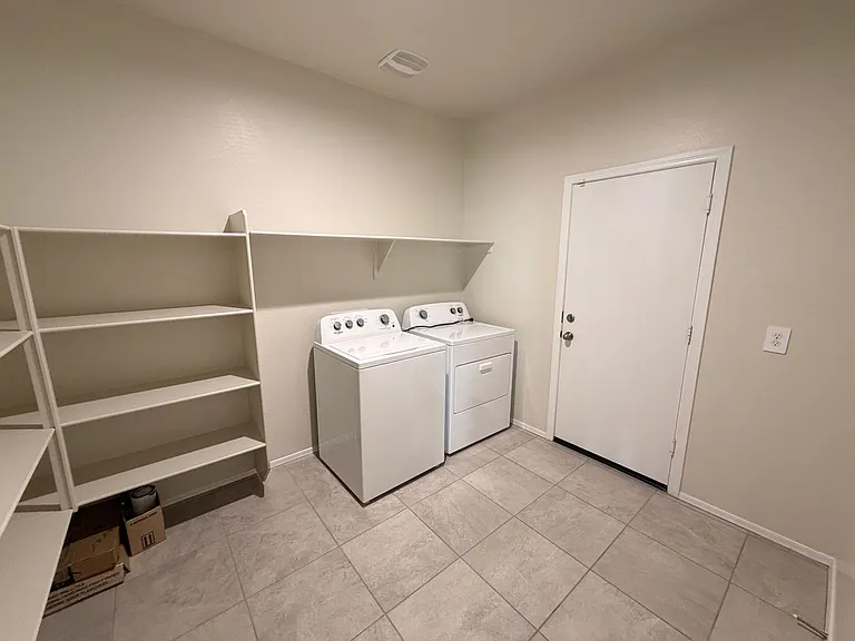 18609 W Bronco Trl — Photo 17