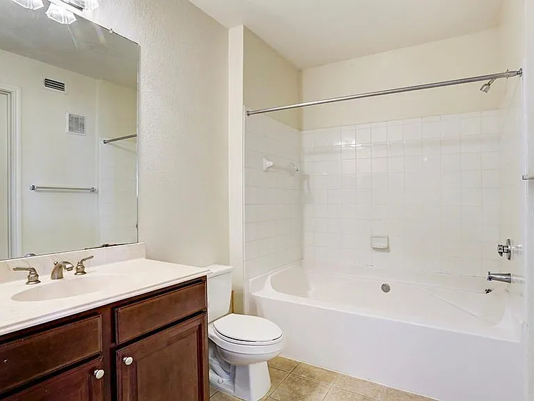 7575 Kirby Dr #2304 — Photo 15