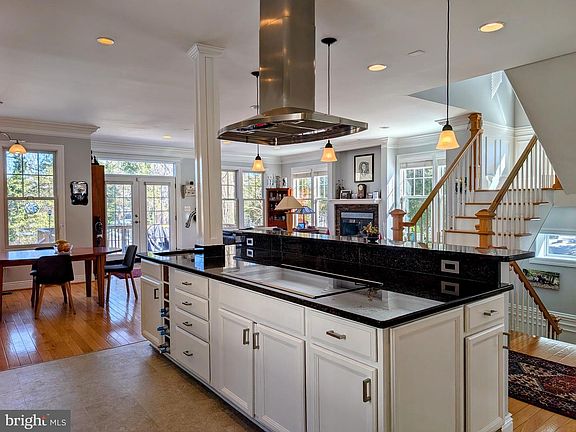 4th image of 2915 Jennings Rd