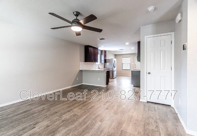 5806 Machaela Trce — Photo 6
