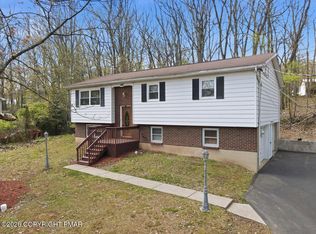 35 Bentwood Rd, Drums, PA 18222
