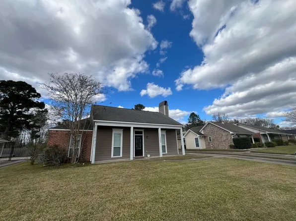 17653 Nine Oaks Ave, Baton Rouge, LA 70817