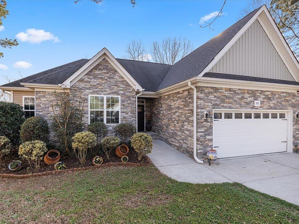 1st image of 801 Clean View Ct
