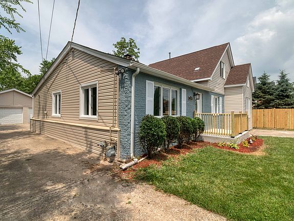 3rd image of 9128 N Lincoln Ave