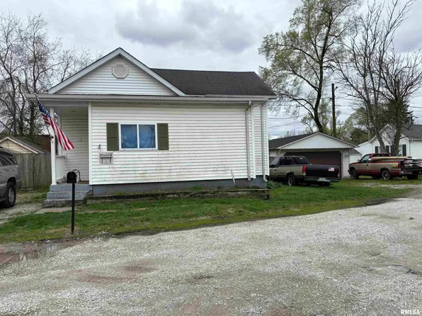 6 Starnes St, Ringwood, IL 60072