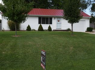 4524 Wicker Dr, Decatur, IL 62521