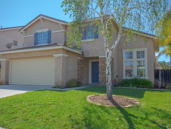 3352 Kentucky Ln, Corona, CA 92882