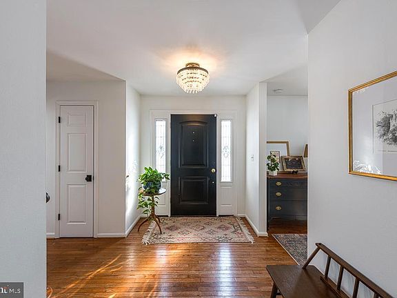 2nd image of 2510 Little River Rd