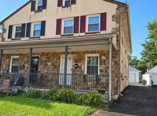 130 Eachus Ave, Bryn Mawr, PA 19010