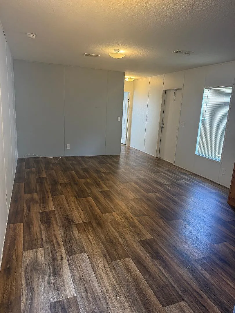 3670 Dixie Hwy NE — Photo 3