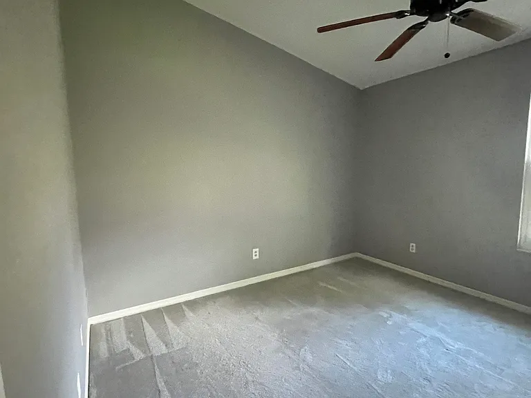 16527 Lake Brigadoon Cir — Photo 18