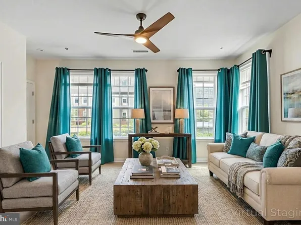 10521 Jim Lovell Ln, Lanham, MD 20706