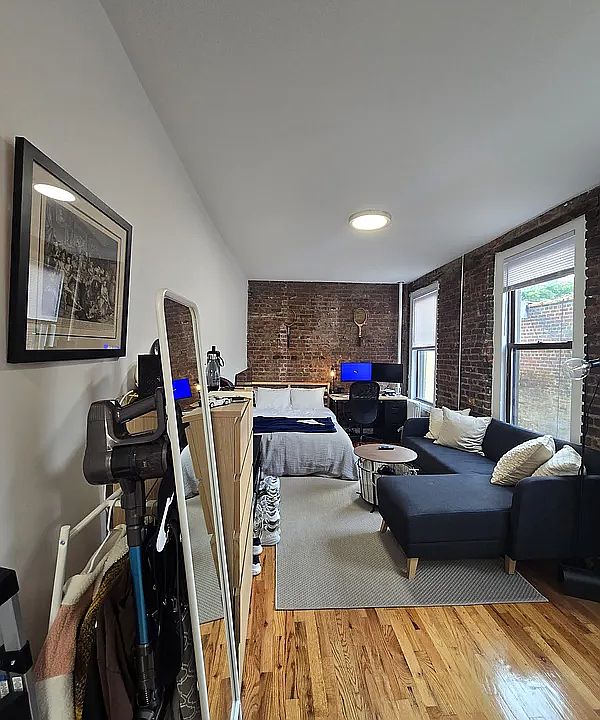 1st image of 91 E 3rd St #19