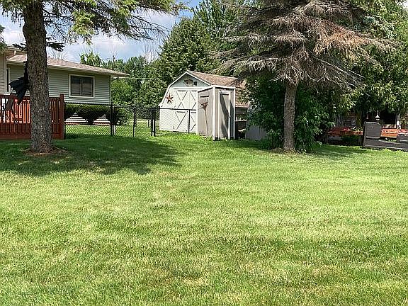 4th image of 623 S Augres River Dr