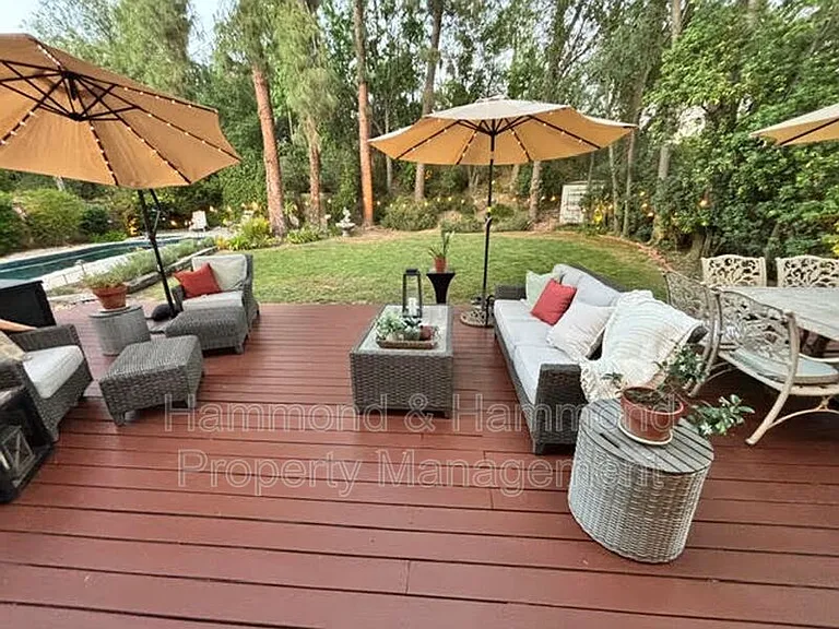 8422 Fable Ave — Photo 39