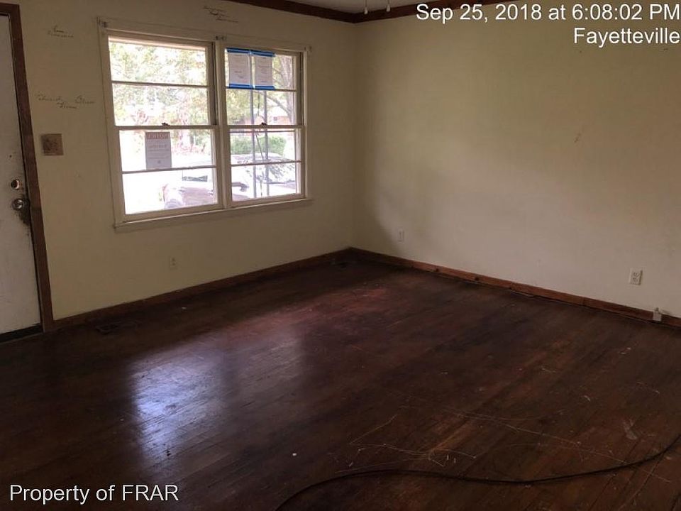 2nd image of 5283 Sonnet Dr