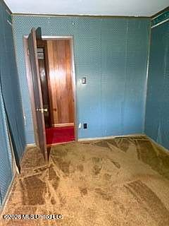 4th image of 2004 Canary Ln