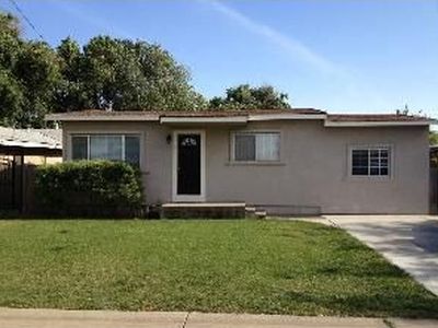 109 Barros St, Patterson, CA, 95363