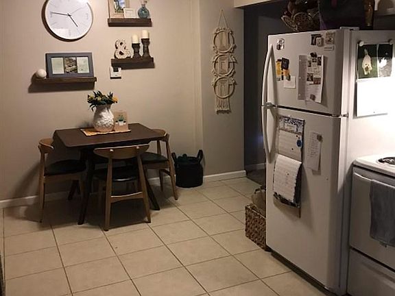 4th image of 1113 De Pere St