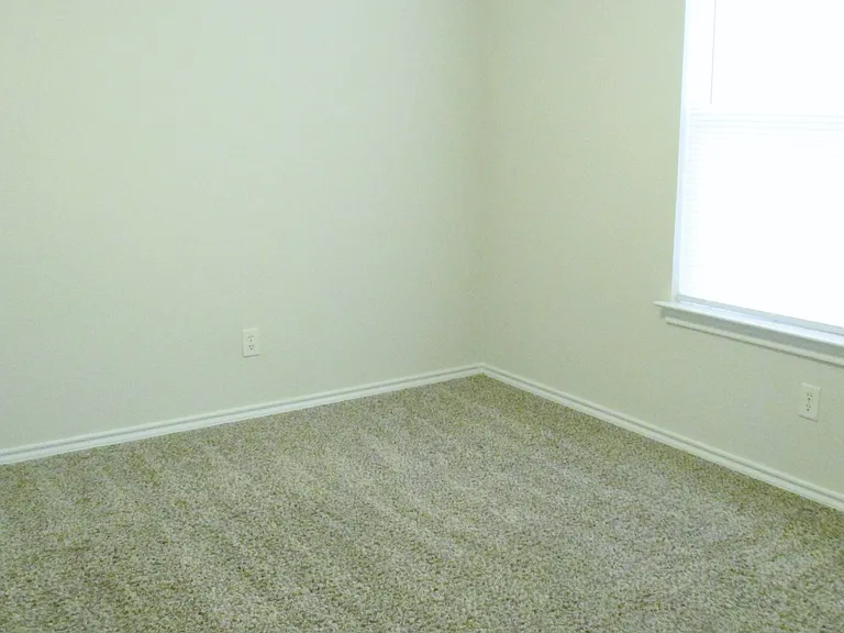 8130 Marydean Ave — Photo 7