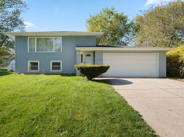 7220 Tyler Ct, Merrillville, IN 46410