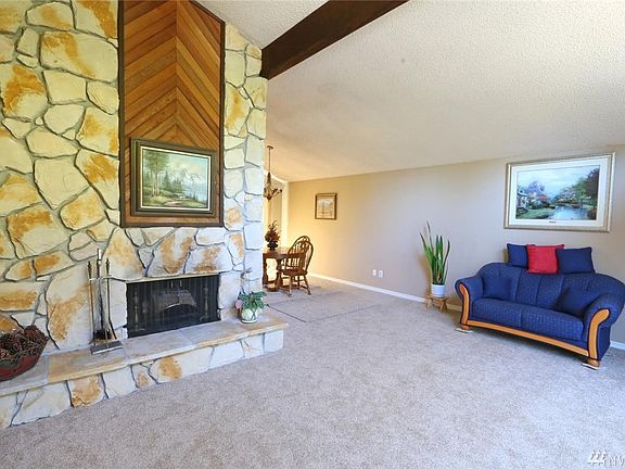 4th image of 7216 Turquoise Dr SW