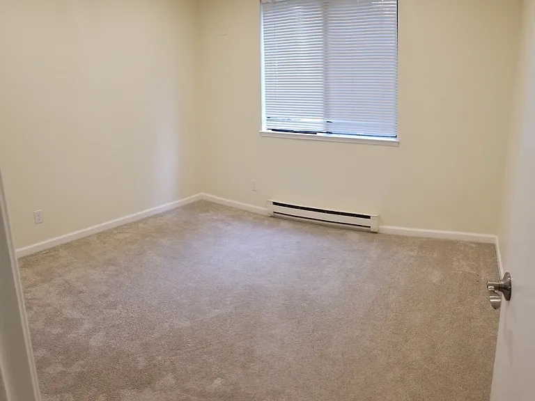 1183 N Abbott Ave — Photo 24