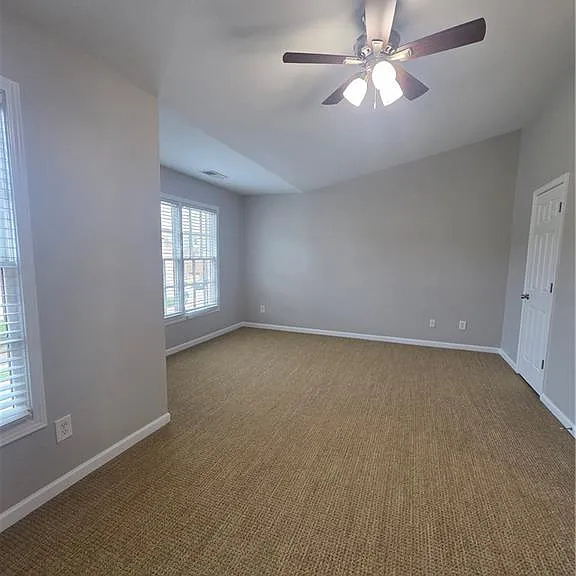 2720 Beynon Ln — Photo 22