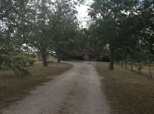 1075 Allison Rd, Martindale, TX 78655