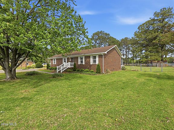 3rd image of 112 Keeter Barn Road